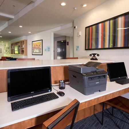 Holiday Inn Express & Suites - Portage By Ihg Buitenkant foto
