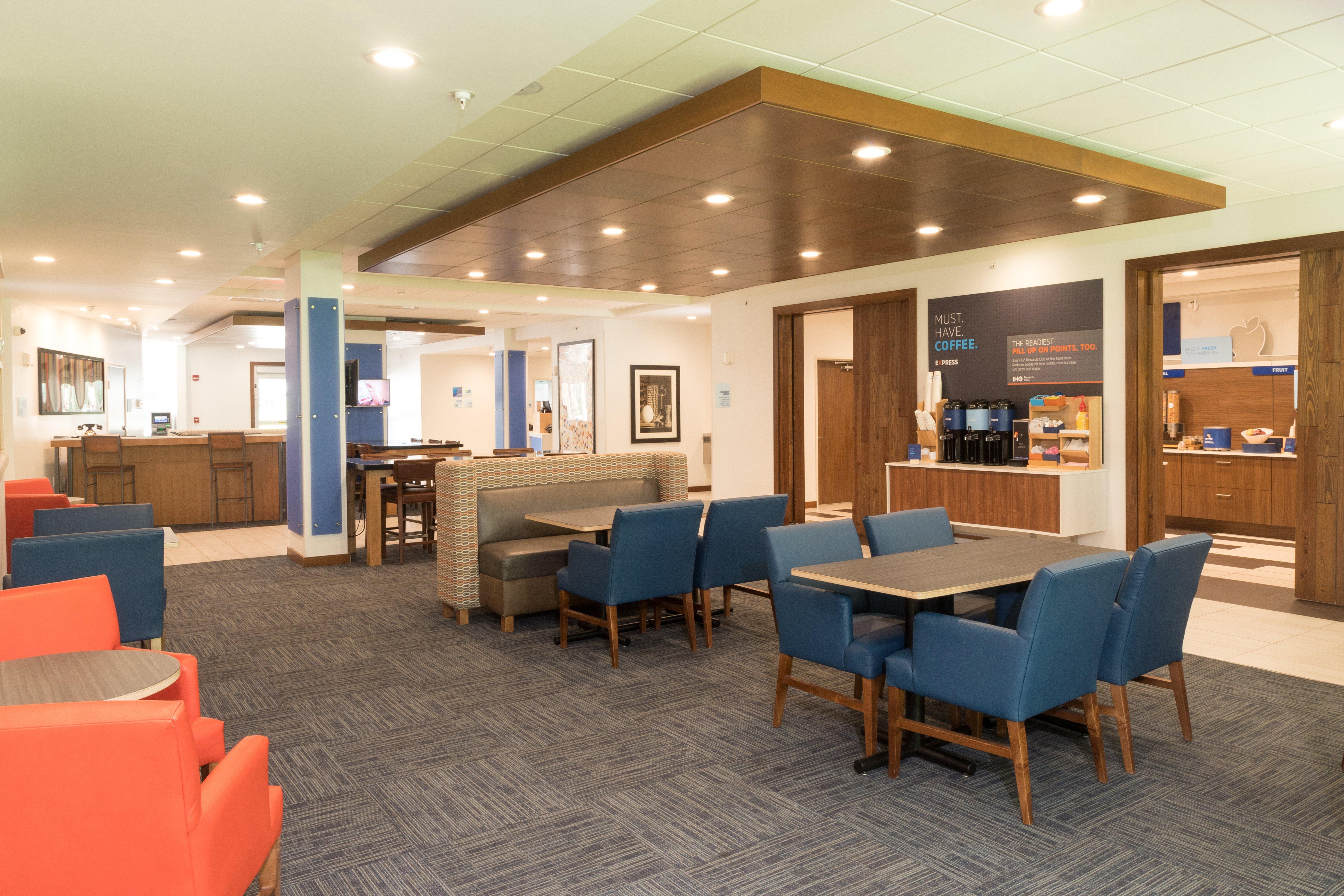 Holiday Inn Express & Suites - Portage By Ihg Buitenkant foto
