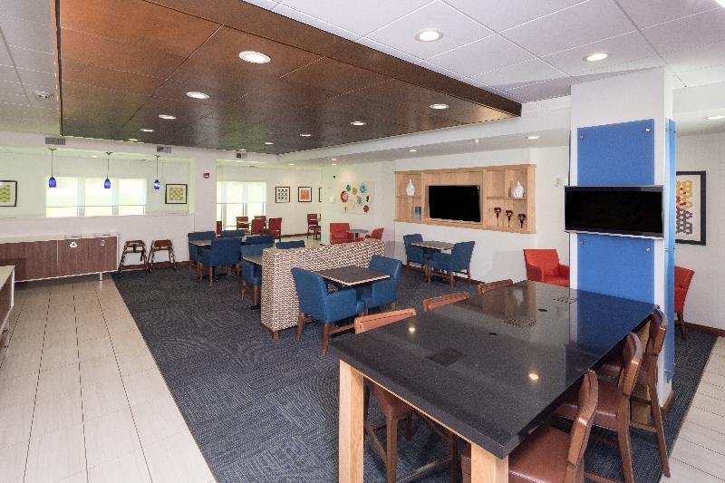 Holiday Inn Express & Suites - Portage By Ihg Buitenkant foto